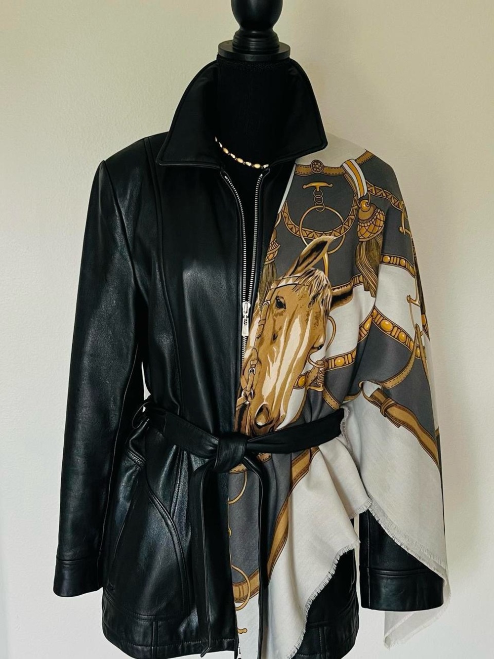 Wilson’s leather belted jacket coat medium